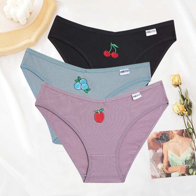 Set 3 quần lót CUTEBYTE cotton thêu hình trái cây xinh xắn dành cho nữ