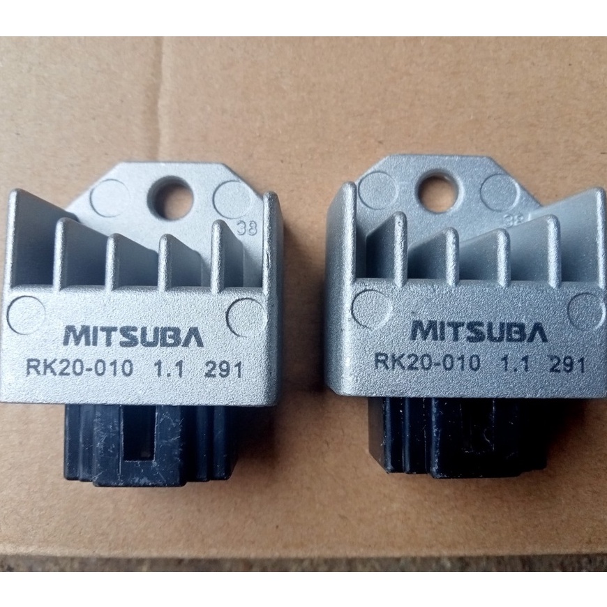 Nạp xe máy. tiêu chuẩn theo zin cho xe honđa và ya Hàng cao cấp