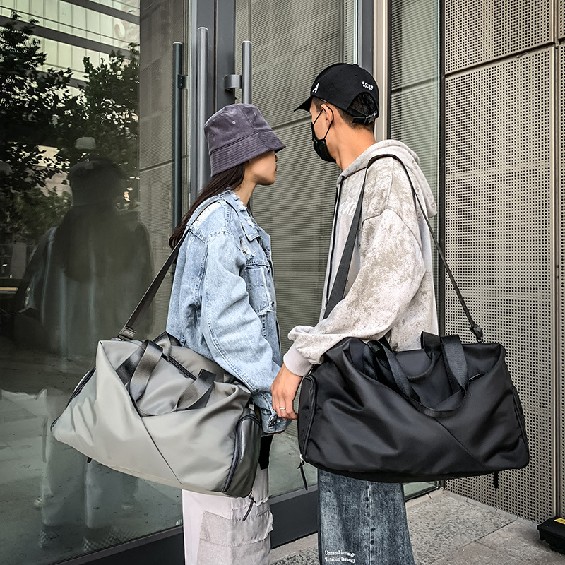Túi Đeo Chéo Vai Bằng Nylon Chống Nước Thời Trang Sành Điệu Cho Nam
