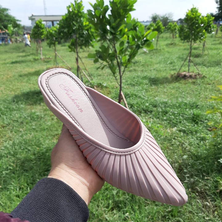 DÉP NHỰA NỮ BÍT MŨI A625