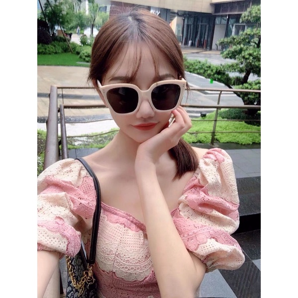 Váy body ren cúp ngực