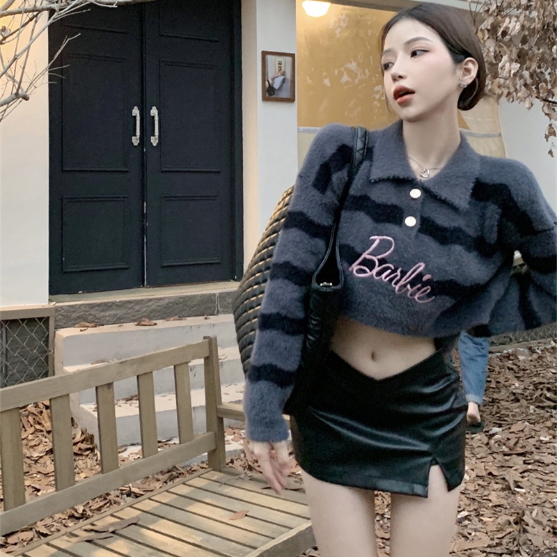 Áo Sweater Dáng Ngắn Họa Tiết Kẻ Sọc