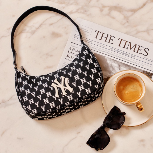MLB VietNam Túi MLBxAespa Monogram Jacquard Hobo Bag New York Yankees 3ABQS012N-50BKS Chính Hãng