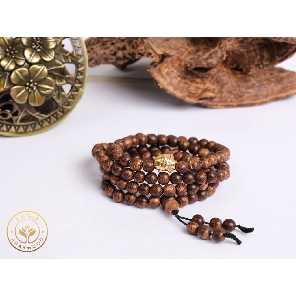 Vòng Tay Trầm Hương Kỳ Gia 108 Hạt Mix Charm Lợn Đại Cát