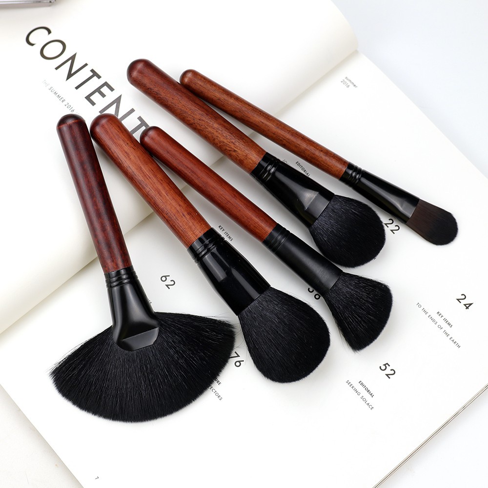 Cọ trang điểm OVW HM04 tạo khối bằng lông dê tự nhiên