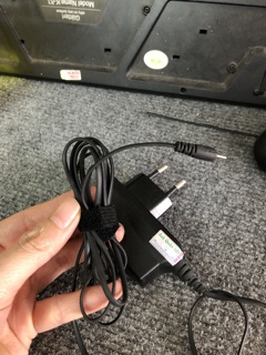 Sạc chân kim/ chân to nokia