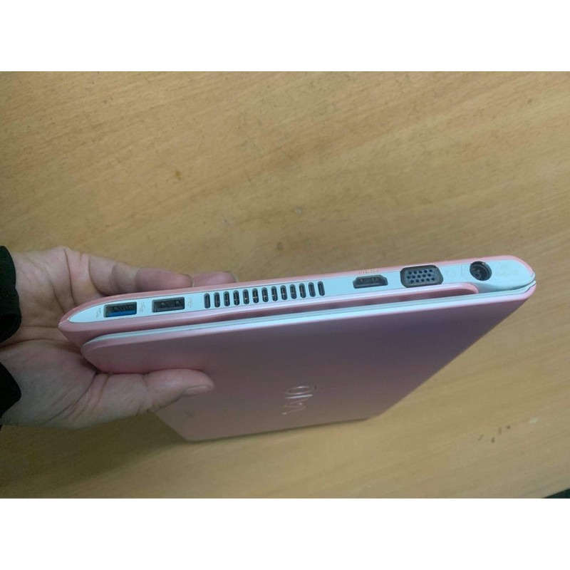 Laptop mini sony vaio sve11 chíp E-1800 ram 4gb hdd 320gb cạc rời . Màn hình 11.6inh bao zin . tặng phụ kiện | BigBuy360 - bigbuy360.vn