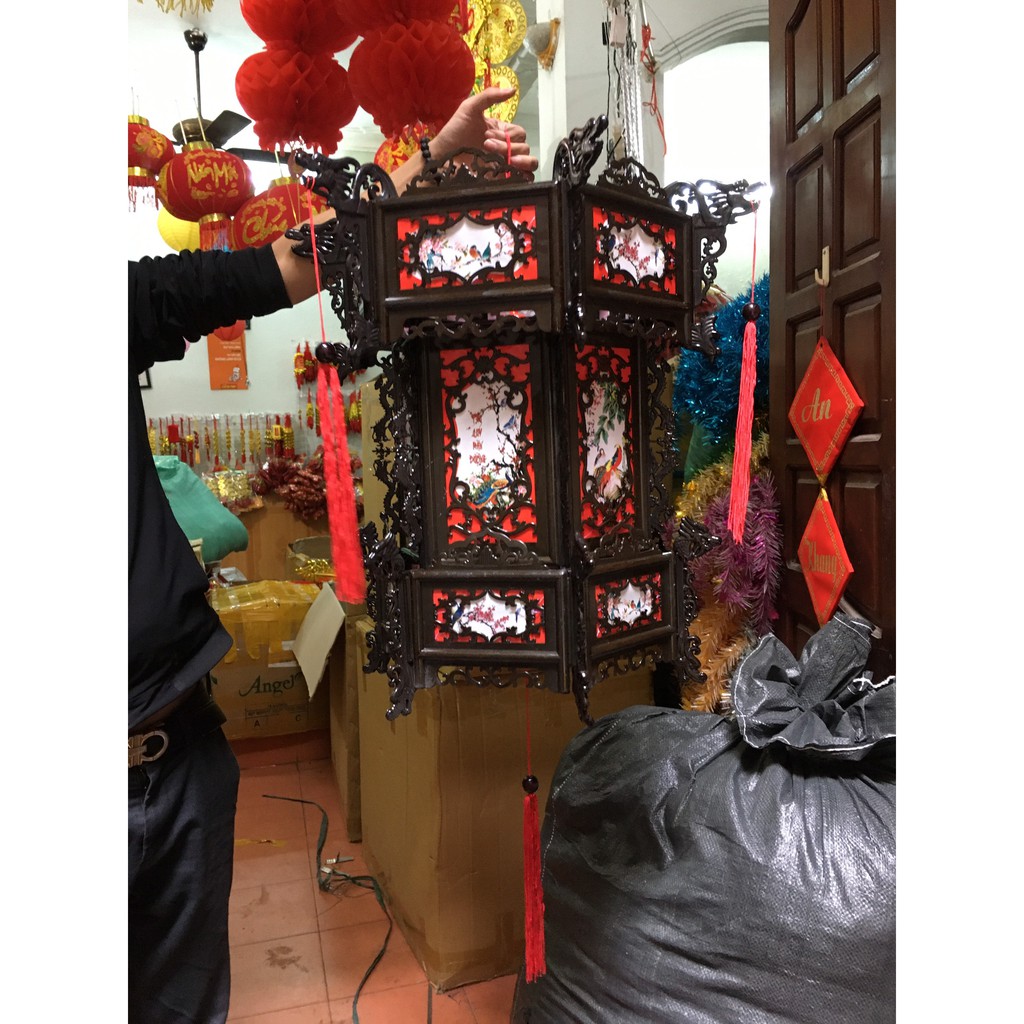 Đèn lồng lục giác 3 tầng lớn 65cm trang trí tết màu gỗ, mạ vàng cao cấp