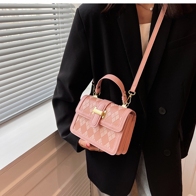 Túi đeo vai IELGY hình vuông cỡ nhỏ họa tiết dập nổi thời trang cho nữ