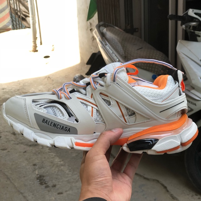 Giày track 3 trắng cam ( 1:1) đủ size 36 đến 43