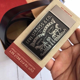 Thắt lưng da nam Levi's.