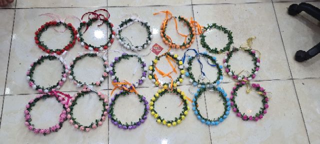 Vòng hoa đội đầu chụp ảnh kỉ yếu loại 10 bông, 20 bông đủ màu