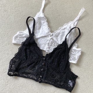 Jacket đen - váy xếp li đen - bra ren phối nút ( bán tách set)