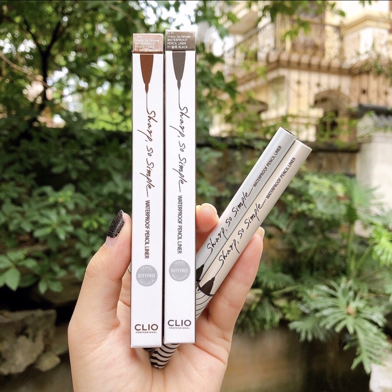 Chì Kẻ Mắt Siêu Mảnh Clio Sharp So Simple Waterproof