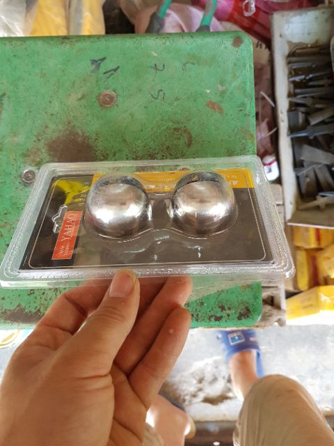 Chặn cửa bán nguyệt inox