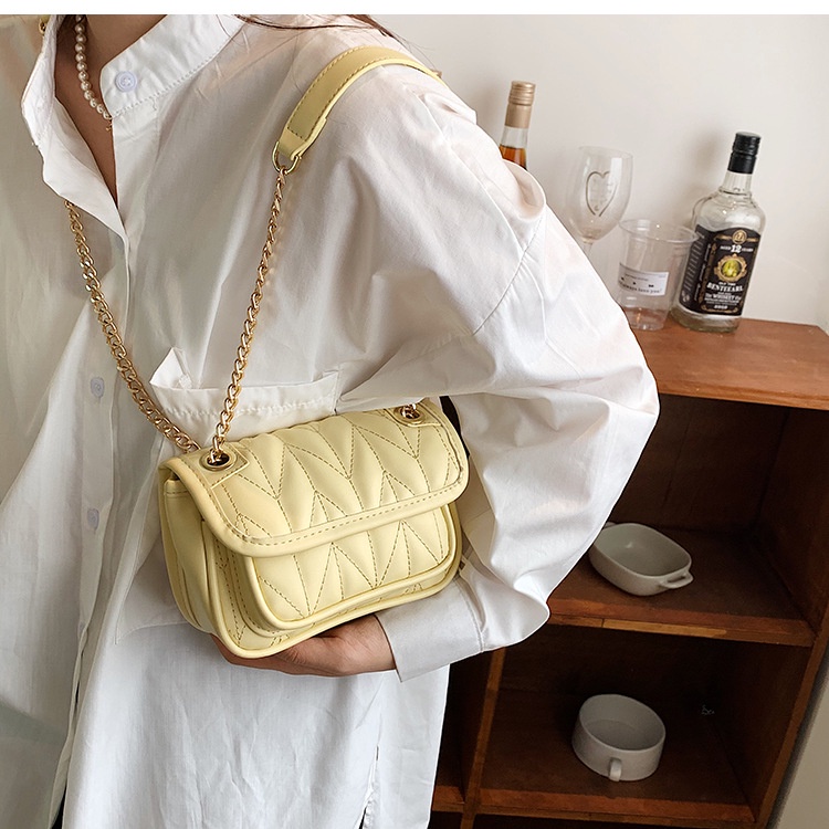 Túi đeo vai IELGY hình vuông cỡ nhỏ phối dây xích thời trang cho nữ