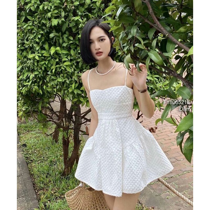 Đầm xòe xốp trắng 2 dây!