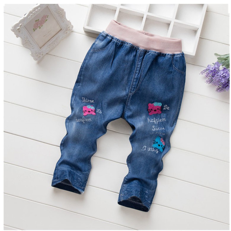 Quần Short Jean Thêu Hình Mèo Cho Bé Gái (2-7 Tuổi)