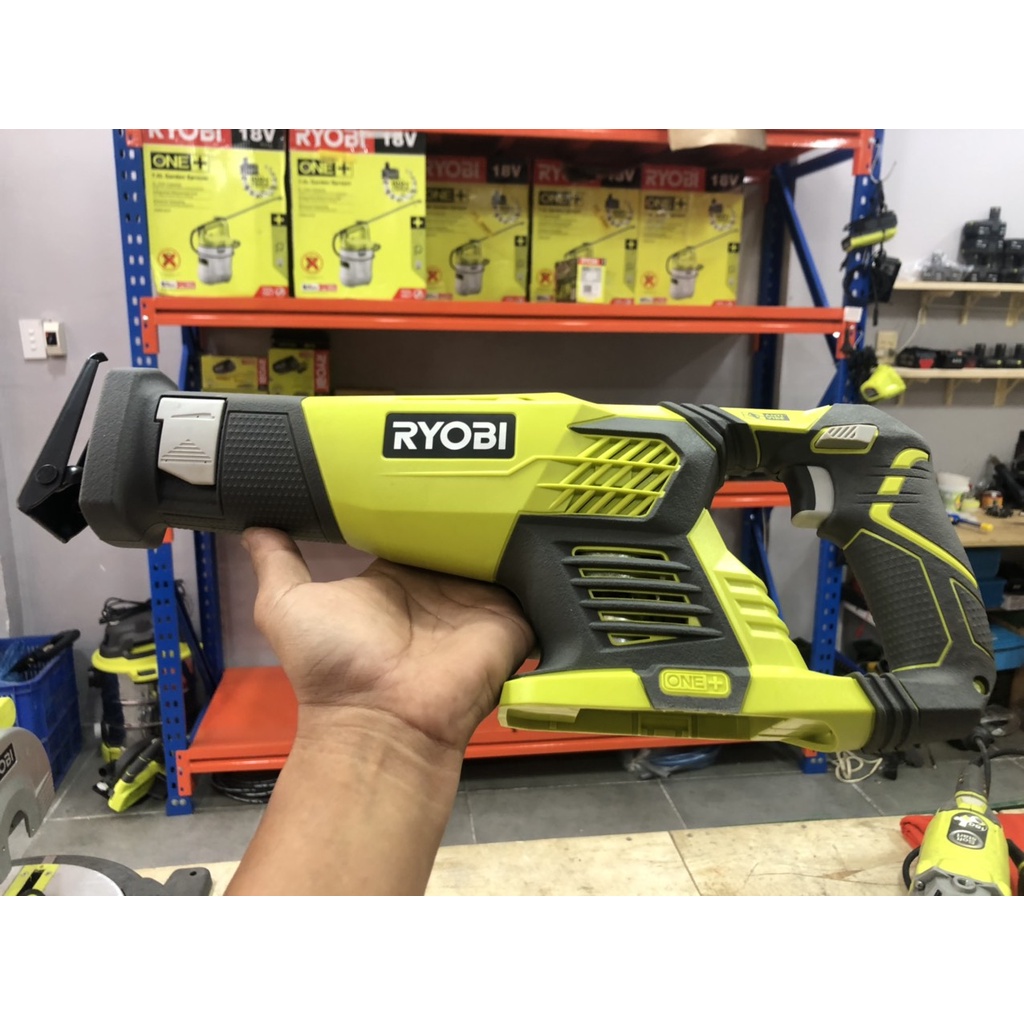 Thân máy cưa kiếm pin 18v ryobi rrs1801 -  90% - BH 3 THÁNG - ÚC