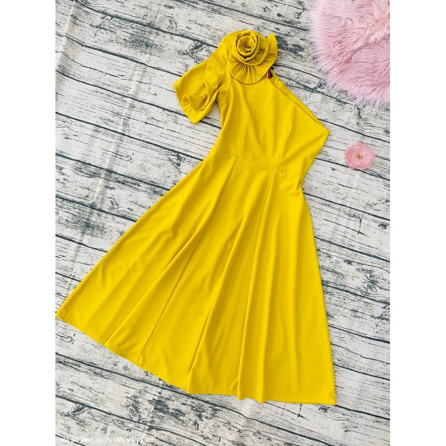 ĐẦM XÒE DÀI VAI XÉO ĐÍNH HOA HỒNG