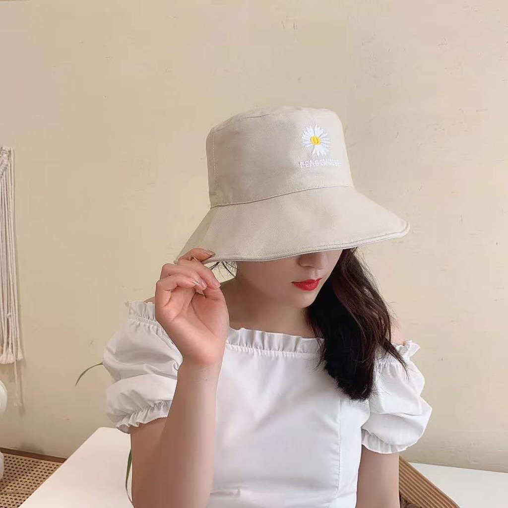 Mũ tai bèo vành 9Cm thêu hoa nhiều màu