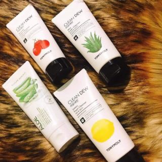 Sữa rửa mặt Clean Dew - TonyMoly