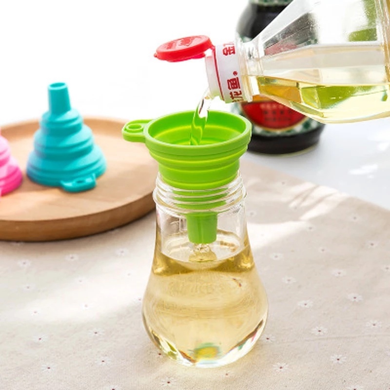 1 Phễu Silicone Có Thể Xếp Gọn Tiện Lợi