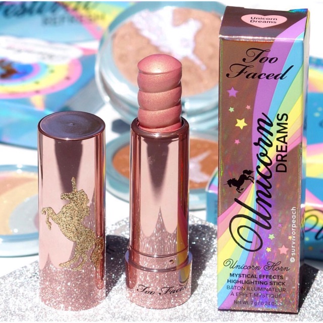 [AUTH BILL MỸ] Thỏi kem bắt sáng TooFaced Unicorn Dreams Unicorn Highlighting Stick