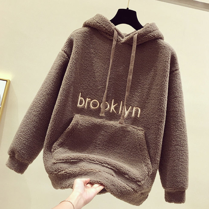 Áo thun lót nhung dày dặn thêu chữ thời trang trẻ trung