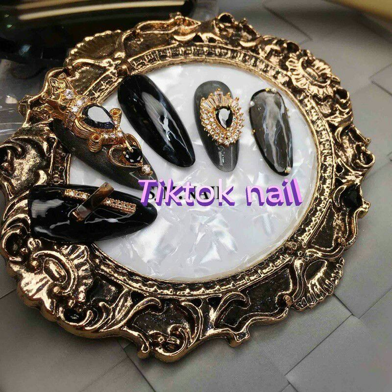 khung vàng, bạc chụp hình trang trí