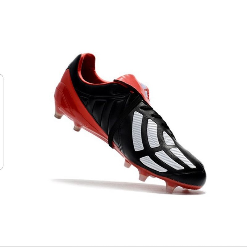 Giày đá bóng predator Beckham