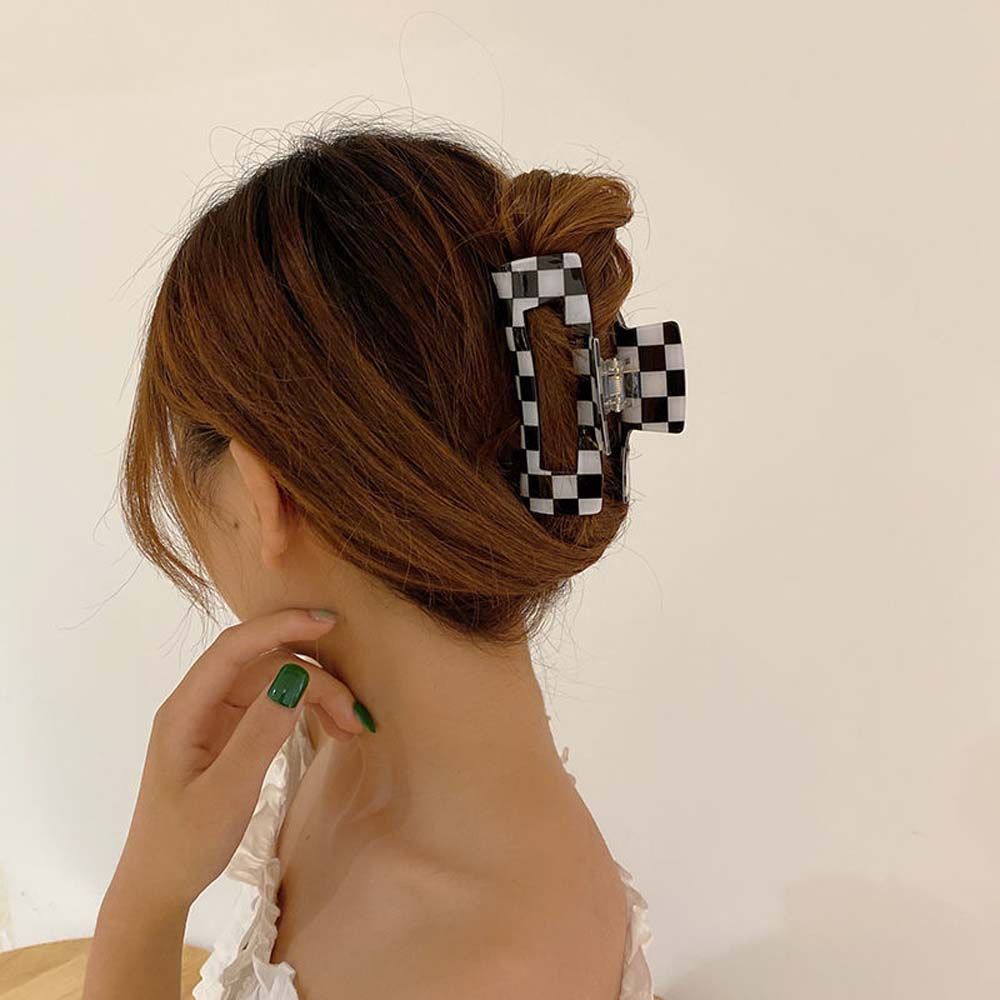 Kẹp tóc càng cua acrylic họa tiết kẻ sọc caro dễ thương phong cách Hàn Quốc cho nữ