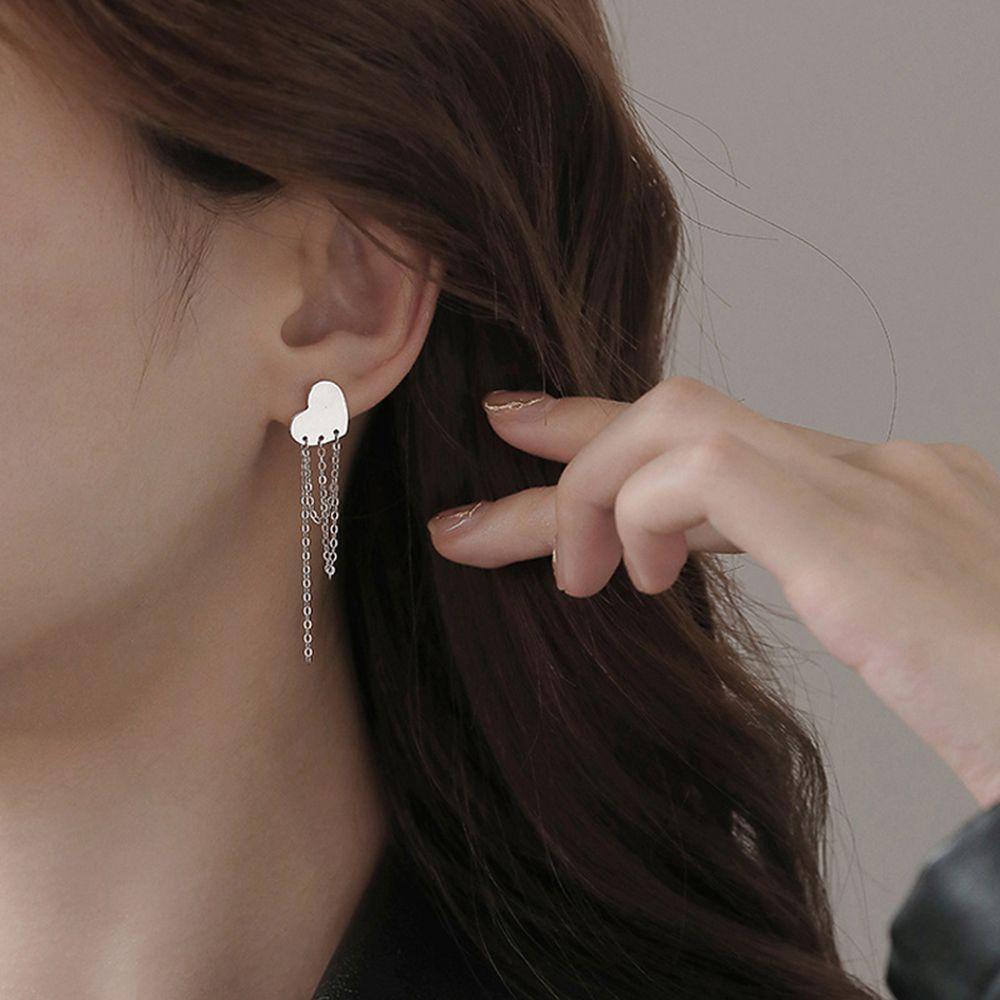 Bông Tai Tua Rua Hình Mặt Trăng Ngôi Sao Bằng Đồng VANES1 Cho Nữ