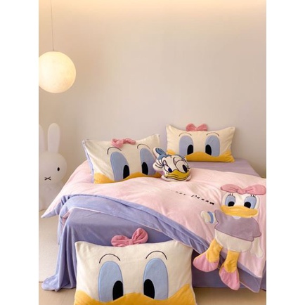 Bộ chăn ga nỉ nhung Disney 5 món, tặng kèm gối gấu so cute
