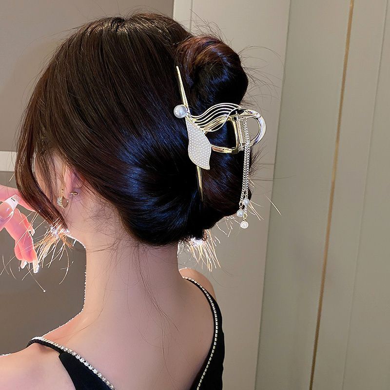 Kẹp Tóc Đuôi Cá Đính Đá Thời Trang