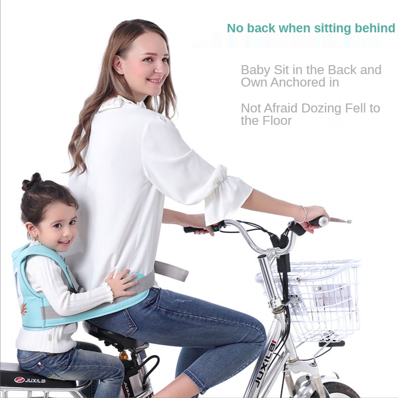 Dây đai an toàn bảo vệ bé khi đi xe máy tiện dụng