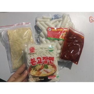Set bánh kèm chả cá topping + mì udon +sốt