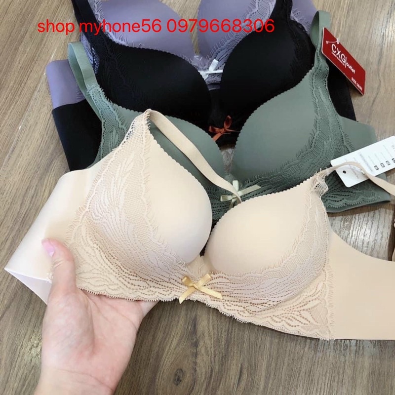 Áo lót nữ su đúc CXG áo ngực không gọng, nâng ngực, lót đệm vừa phải A61