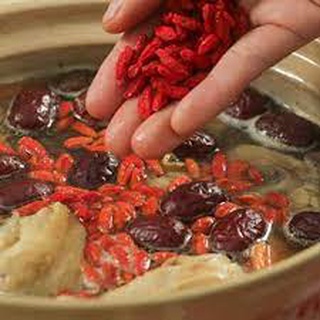 1kg Kỷ tử khô loại chua ( kỷ tử thường)