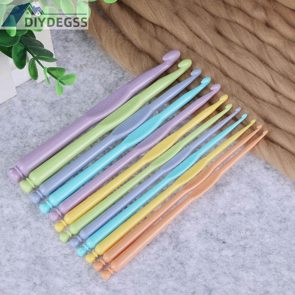 Bộ 12 kim móc len 12.2 kích thước 2-10mm