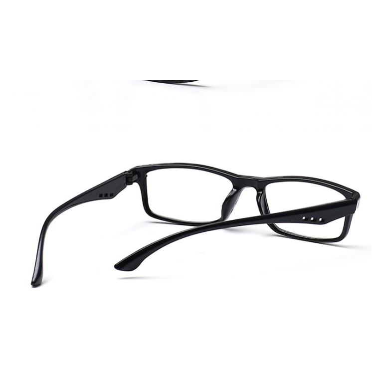 Kính mắt gọng nhựa