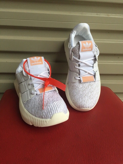 Giày prophere trắng cam 36->44