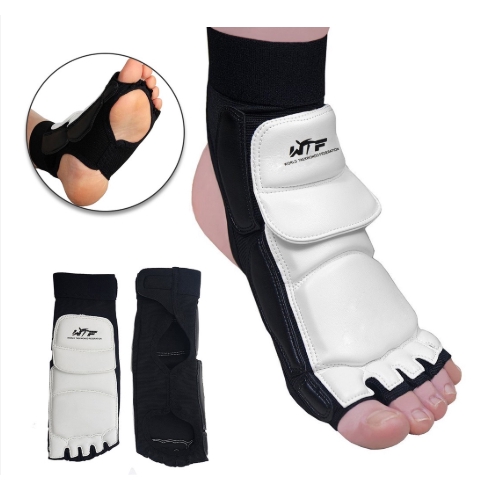 Găng Tay Bảo Vệ Chân Khi Tập Võ taekwondo