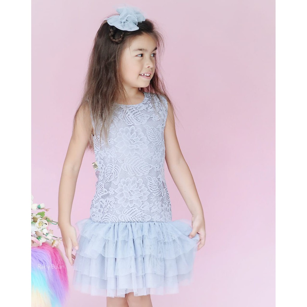 Đầm Madonna Trẻ Em 0-11 Tuổi