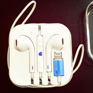 Tai nge iPhone cổng lightning dùng cho mọi dòng iPhone 5,6,7,8...