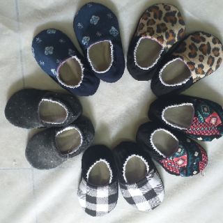 Giày vải sơ sinh cho bé