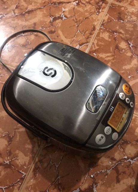 Nồi cơm điện 0.5L của Nhật Zojirushi (con voi) NP-GG05 | BigBuy360 - bigbuy360.vn