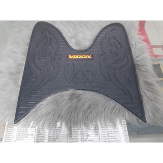 Thảm để chân xe vision