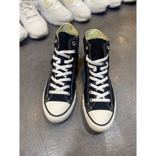 GIÀY SNEAKERS CONVERSE ĐEN CỔ CAO SIZE 42 FULL BOX  (REAL/2HAND)(CÓ BẢO HÀNH)