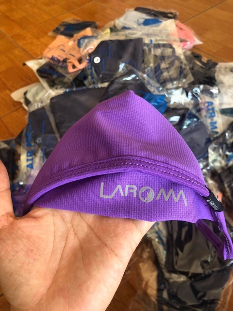 Khẩu trang Laroma chất liệu cao cấp, thông hơi thoáng khí | BigBuy360 - bigbuy360.vn